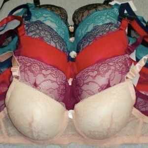 Pack of 6 womens size 44D bras